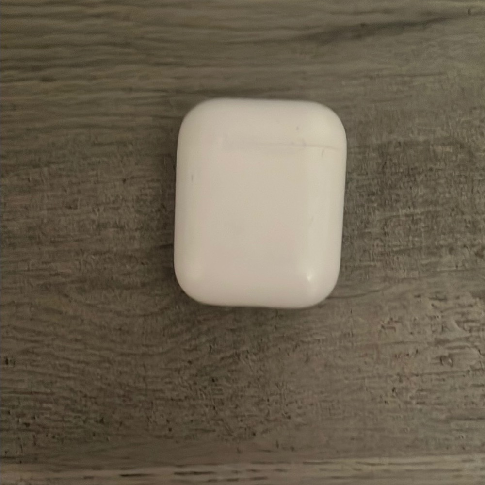 Apple White Wireless Earbuds Case